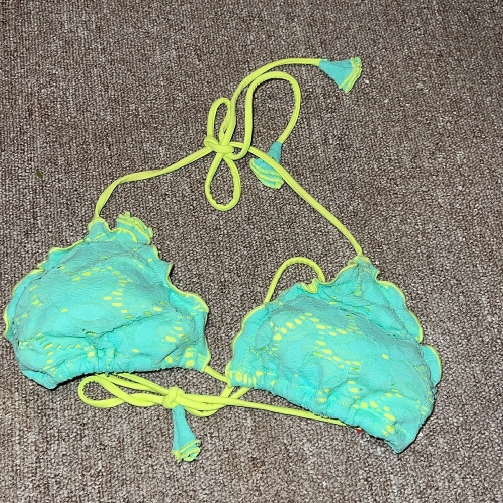 NWOT lace bikini